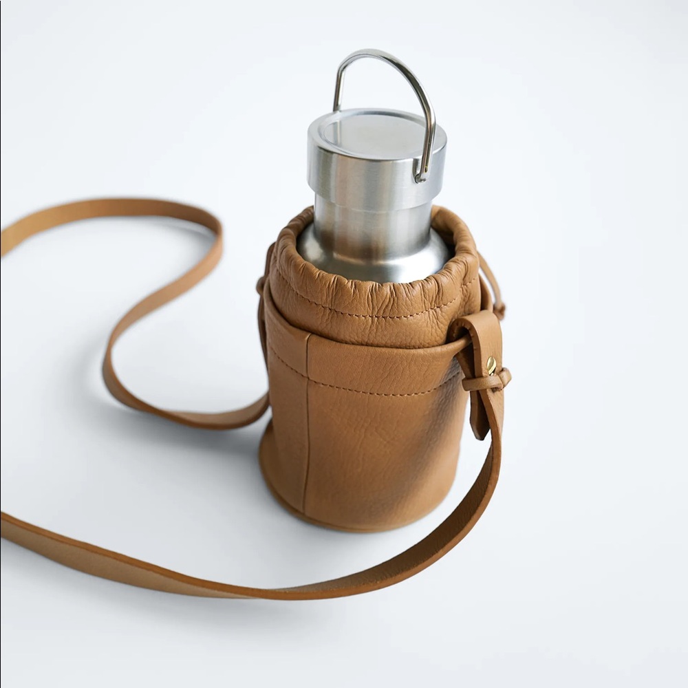 ZARA LIMITED EDITION REAL LEATHER BOTTLE HOLDER - Picture 4 of 5